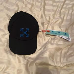 Off-White cap.
